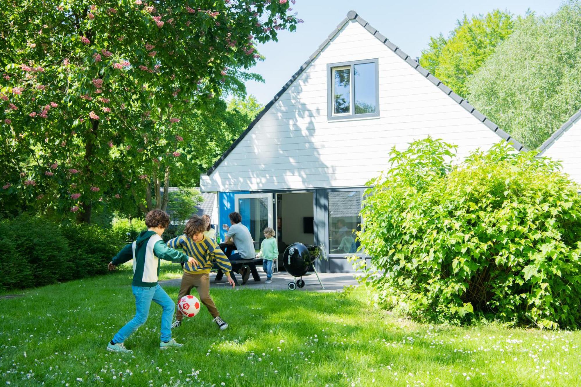 Holiday home Walibi Village Biddinghuizen